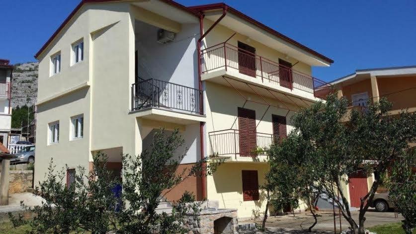 Jure Erceg Apartment Starigrad Paklenica Bagian luar foto