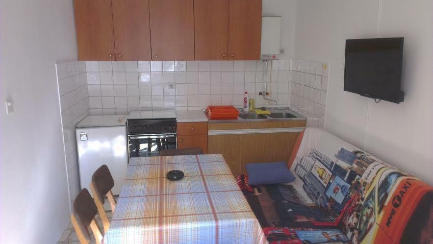Jure Erceg Apartment Starigrad Paklenica Bagian luar foto
